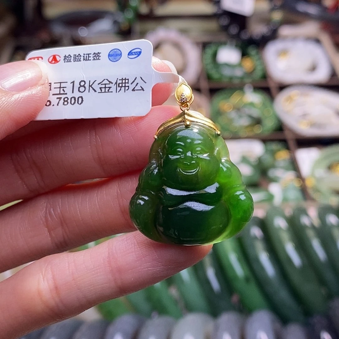 颈饰未镶嵌和田玉碧玉金镶佛公吊坠