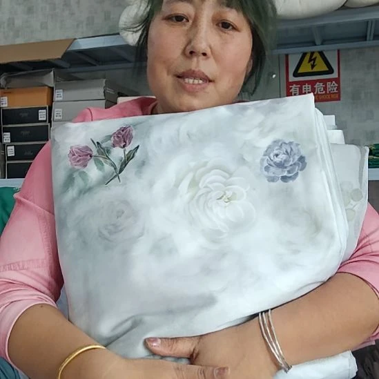 棉高端大床双人四件套，美体花色不一样。