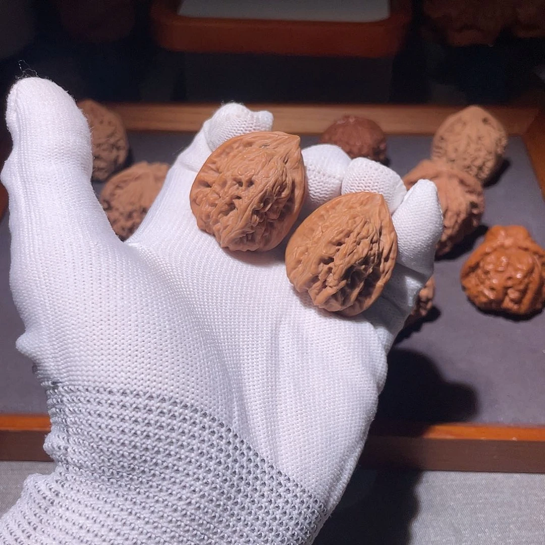 文玩核桃把件赤龙鸡心2232，2931