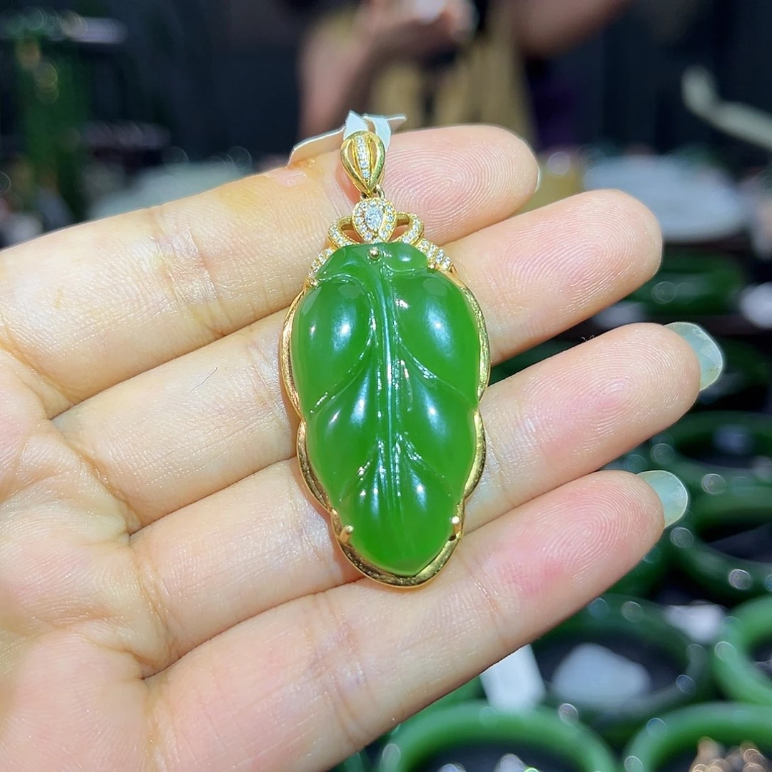 和田玉（碧玉）18K金镶嵌吊坠(不含链)