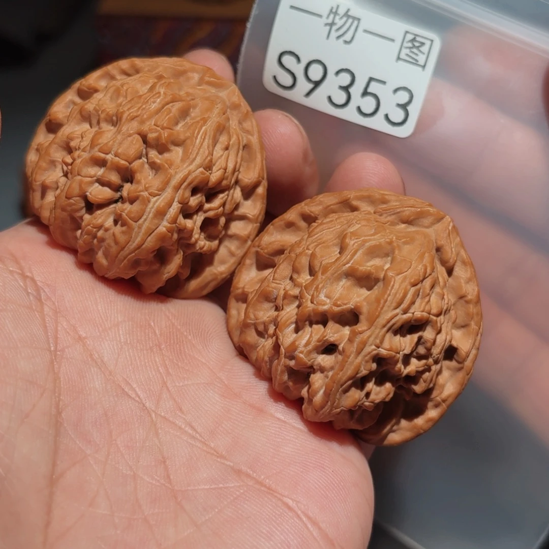 把件文玩核桃三角白