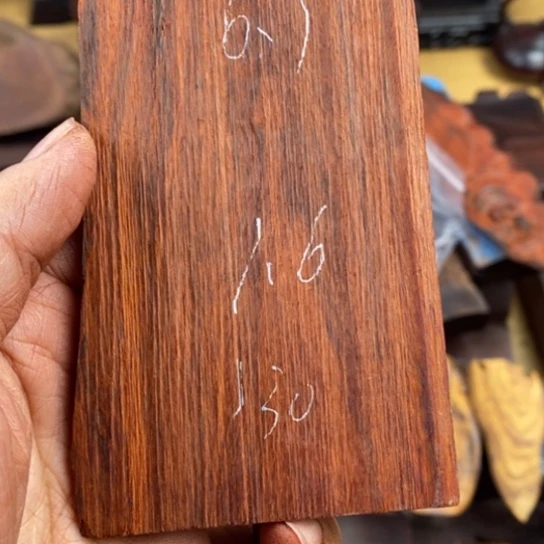 大叶紫檀（黑酸枝木类）印度小叶紫檀木