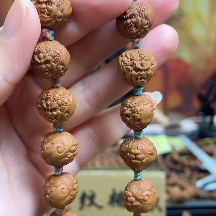 手串/手链橄榄核龙纹