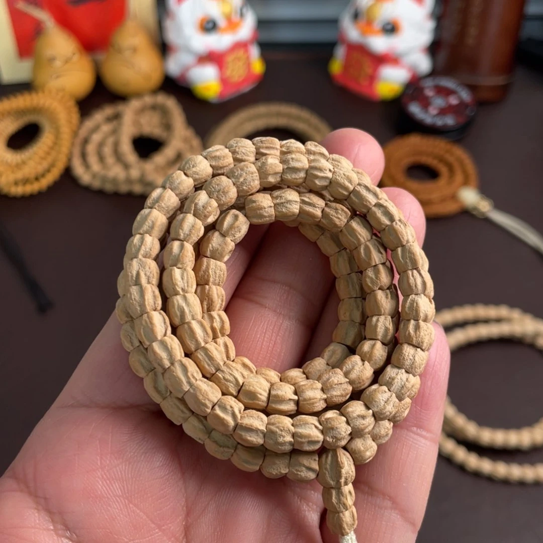 柏香籽/百香籽吊坠粉油皮 龙脊肠