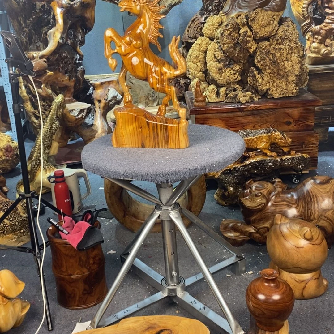 兰***）木木雕摆件香樟木马到功成