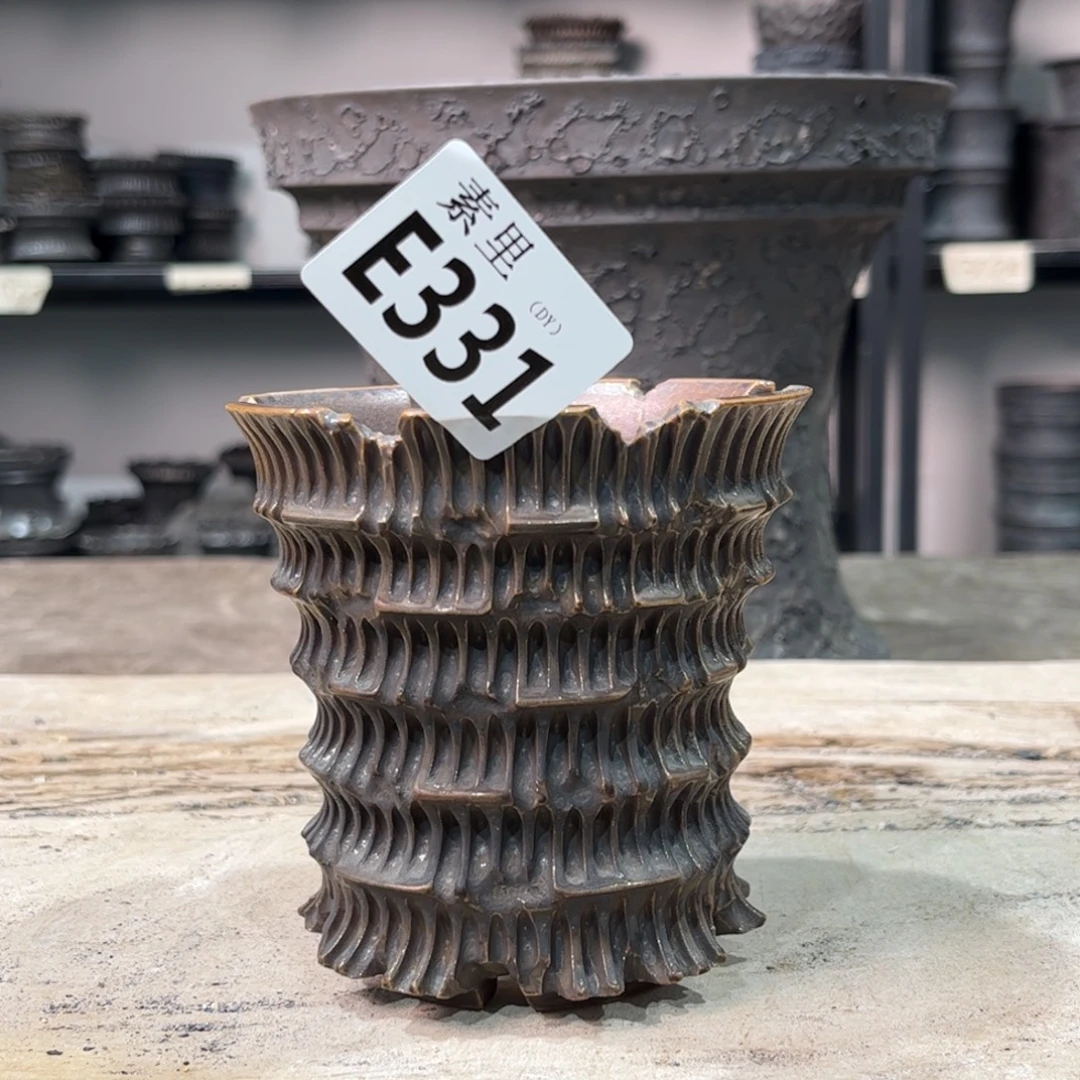 陶内口9.3高10瑕疵