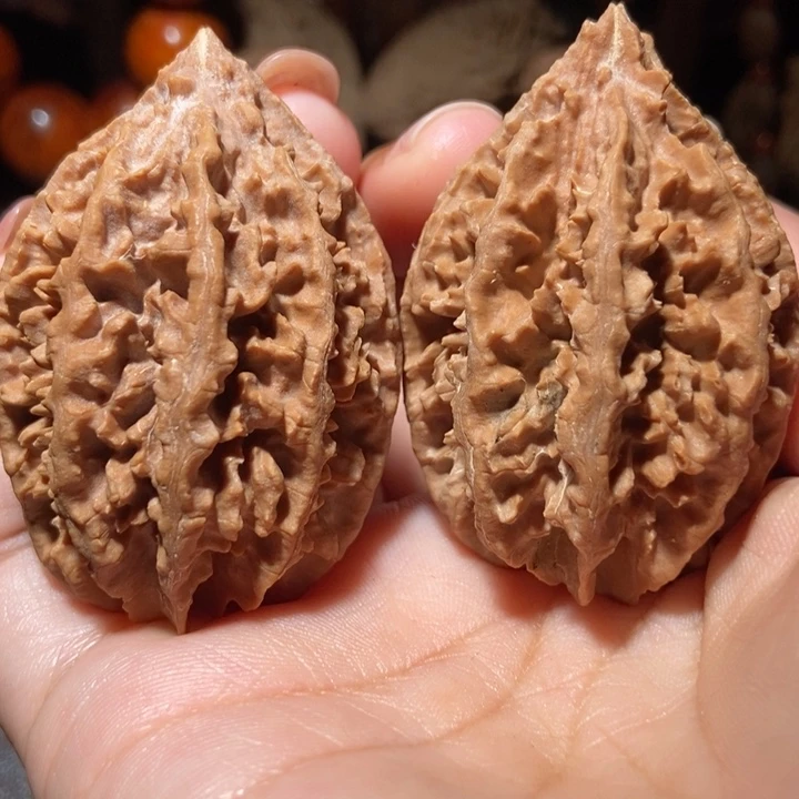 把件文玩核桃东北楸子小雪2