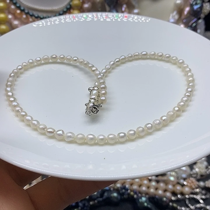 淡水珍珠颈饰未镶嵌