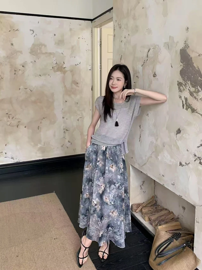 薄款镂空冰丝针织衫短袖＋国风提花刺绣半身裙套装