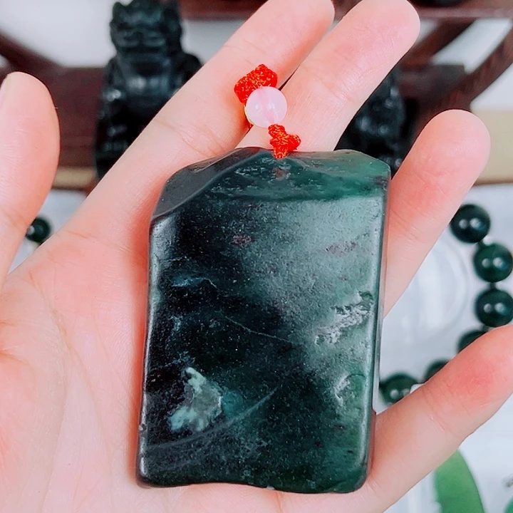 蛇纹石玉合金颈饰
