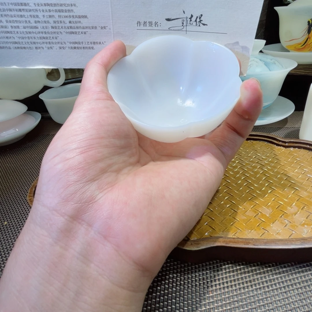 手绘的小卡也太好看了吧呜呜呜好