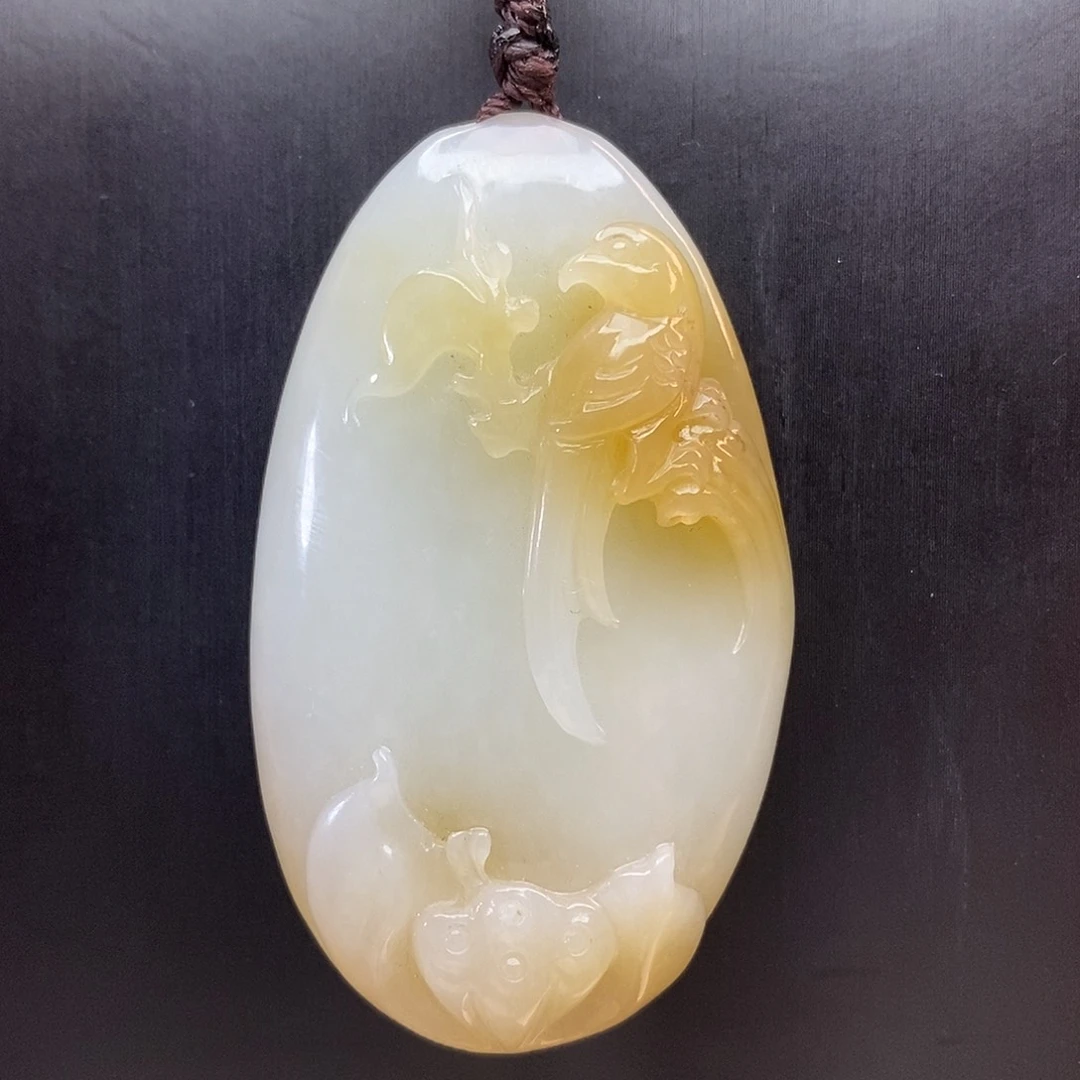 和田玉（糖玉）未镶嵌颈饰