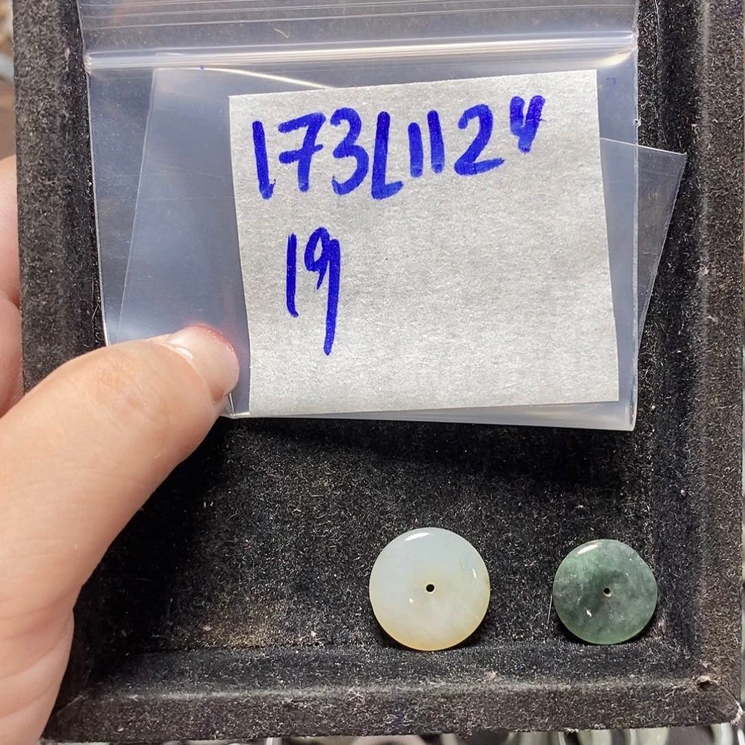 未镶嵌定制翡翠翡翠