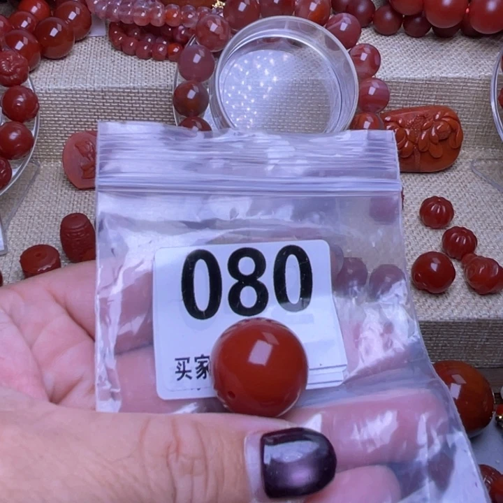 零***六南红玛瑙未镶嵌颈饰