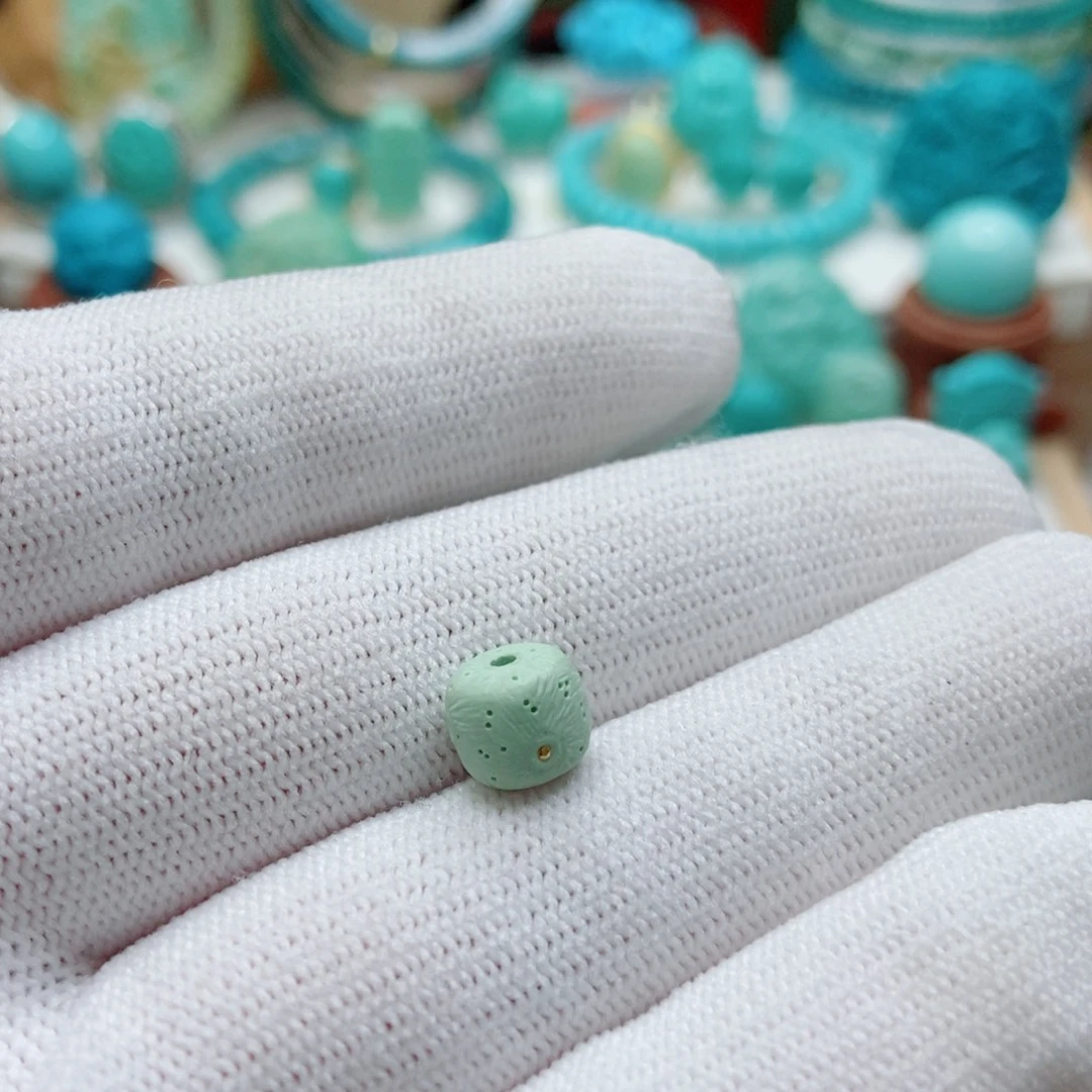 绿松石未镶嵌珠子7.8mm