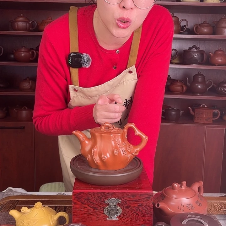 半***安茶壶紫砂红皮龙树桩壶