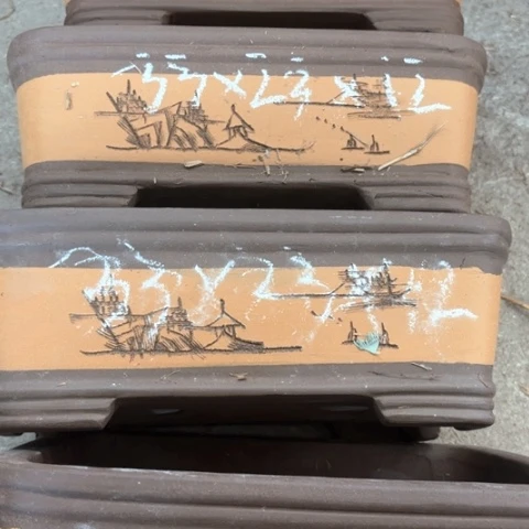 紫砂花盆100-4。