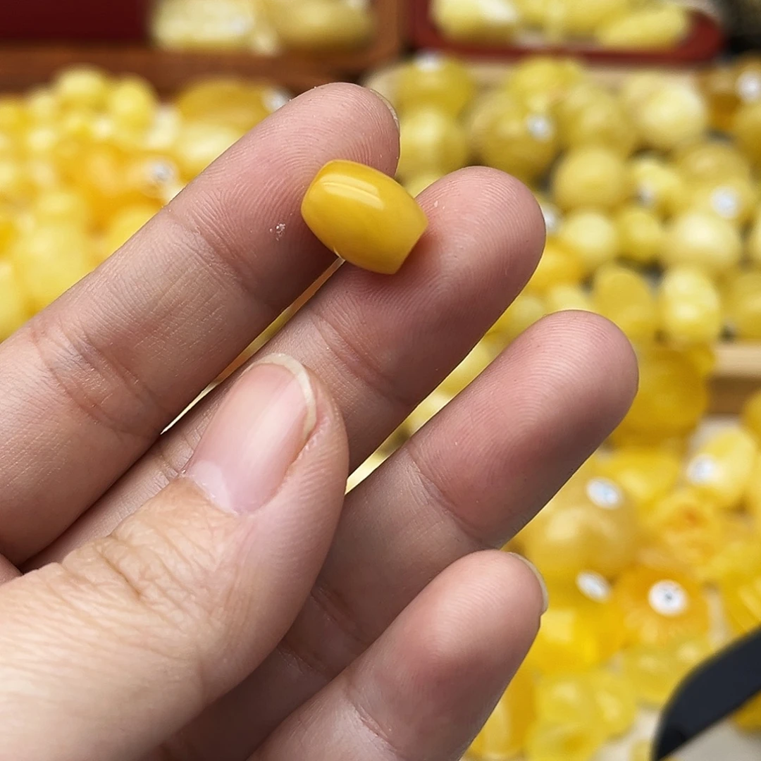 蜜蜡未镶嵌裸石天然
