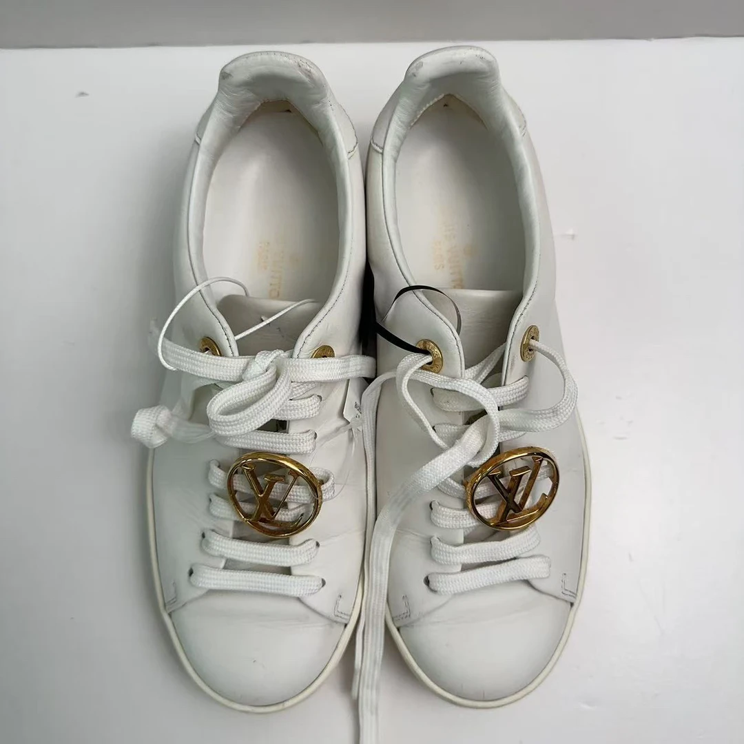 95新 LouisVuitton/路易威登 路易威登白色皮质小白鞋34码