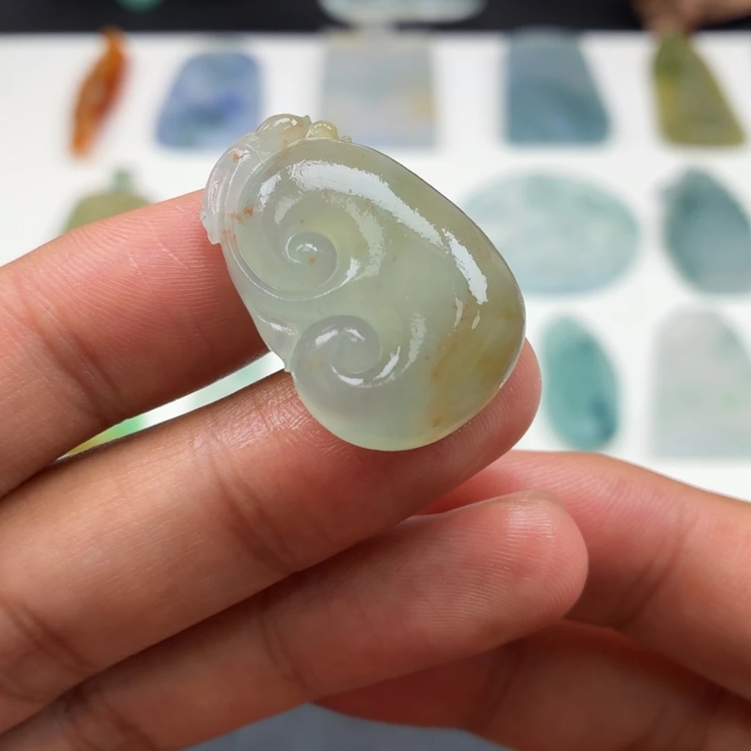 定制翡翠未镶嵌特色如意