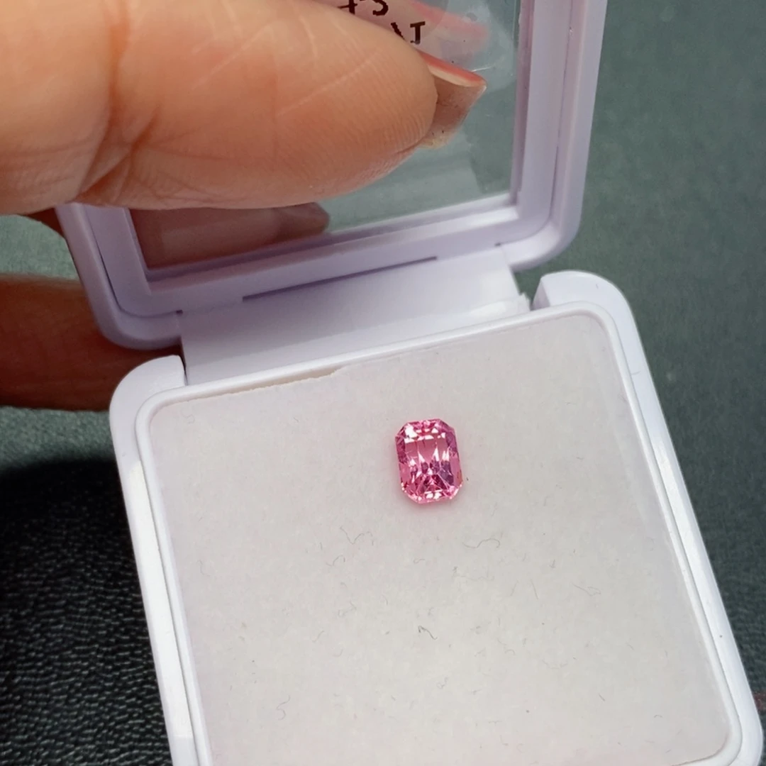 尖晶石裸石未镶嵌99分