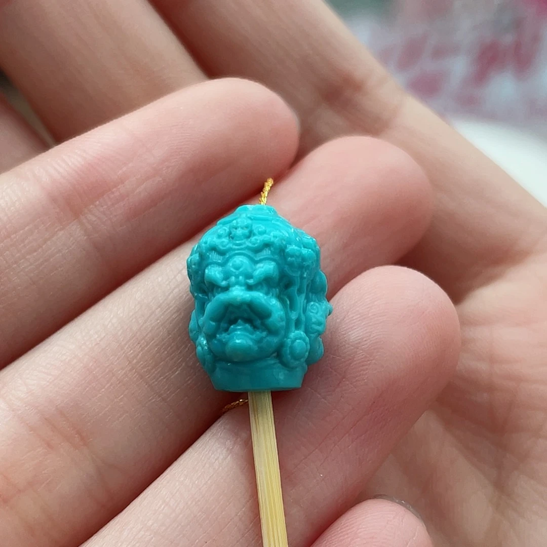 绿松石颈饰未镶嵌