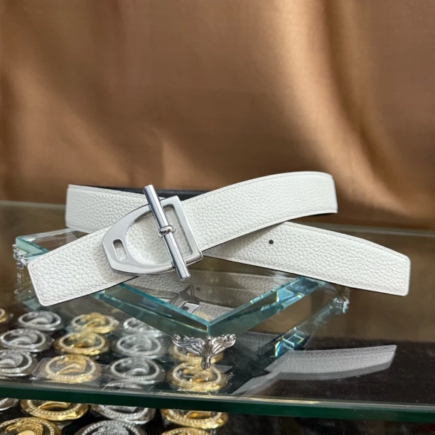 新款男女通用高档皮带休闲工字扣H扣牛皮腰带青中年商务情侣韩潮