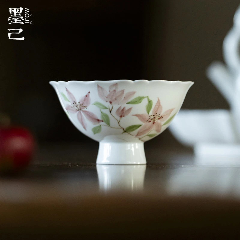 墨己浮生梦客花口茶杯功夫茶具手绘粉彩品茗杯家用玉泥白瓷单杯