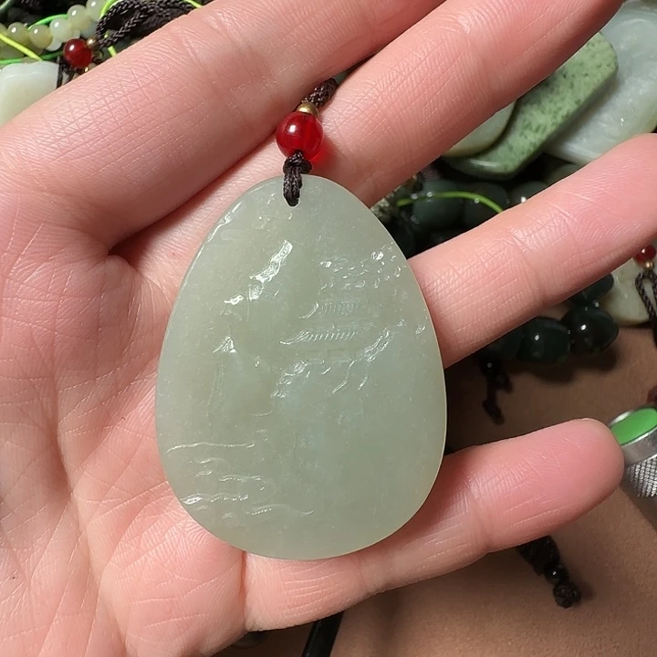 和田玉未镶嵌颈饰