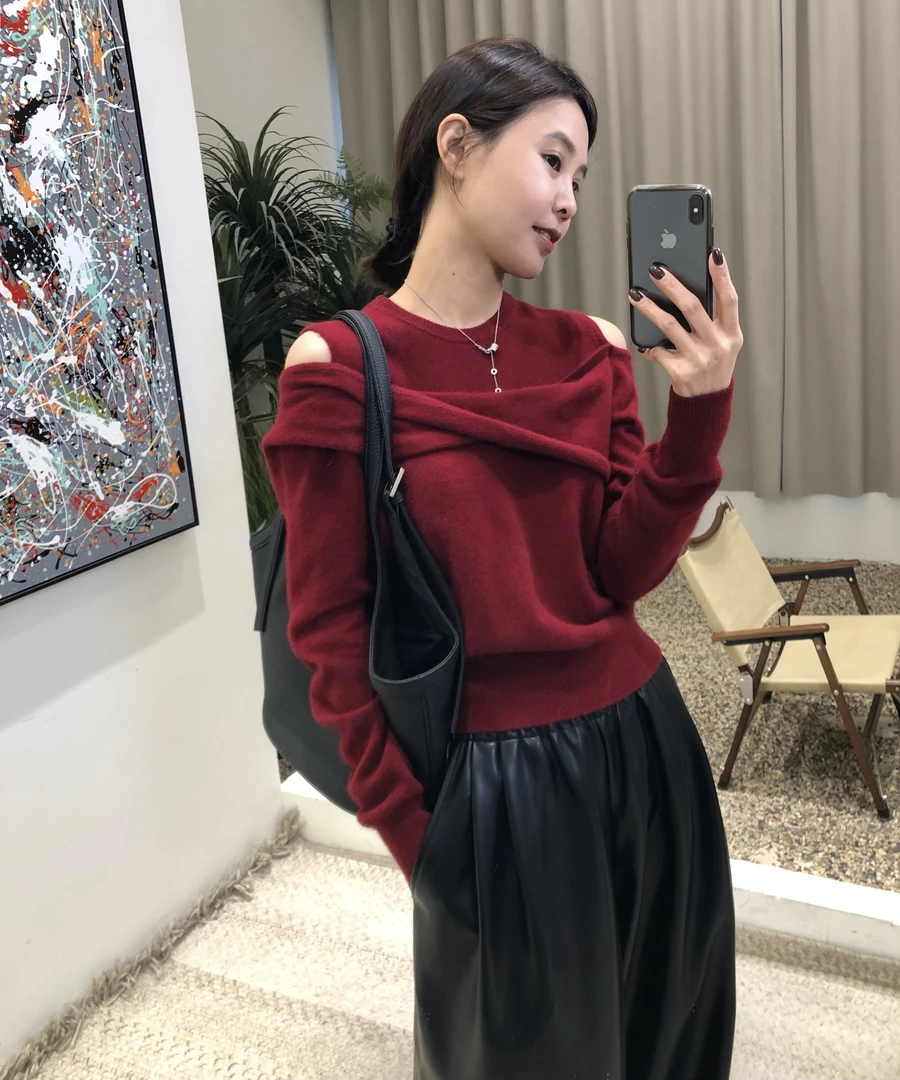 果酒微醺 法式优雅时尚2025百搭气质慵懒露肩镂空羊毛毛衣套头女