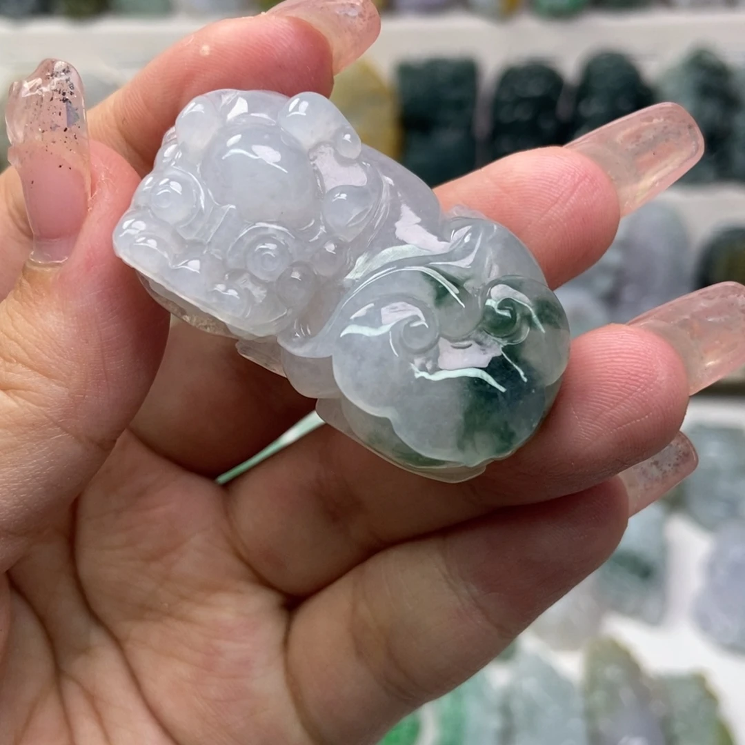吊坠(赠链)未镶嵌翡翠