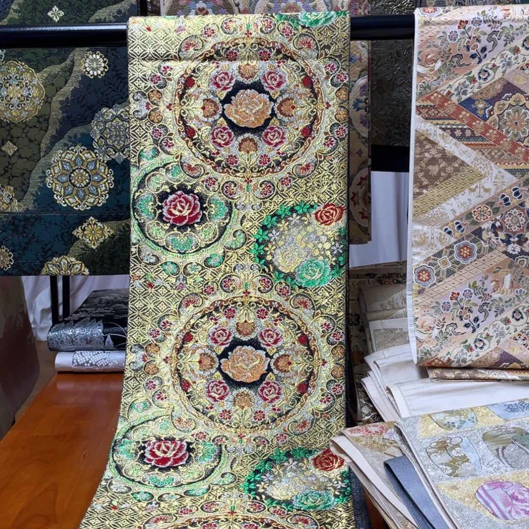 织绣彩金彩金彩金