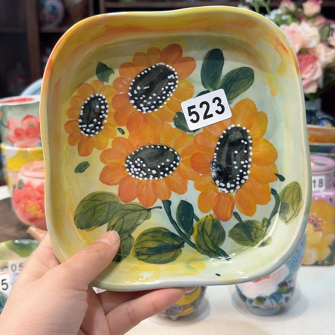 瓷片兔兔好e l l lv tu tu tu