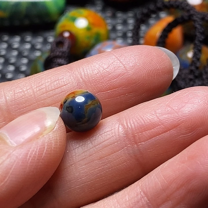 陕***北玛瑙/玉髓未镶嵌颈饰