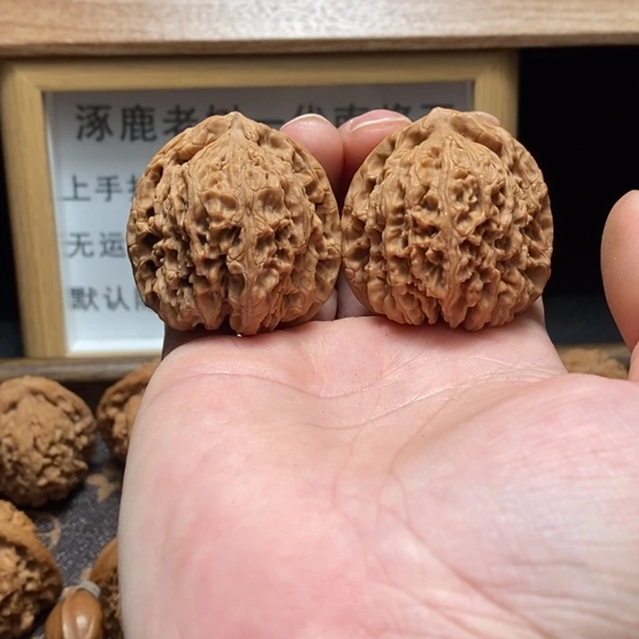 吊坠文玩核桃南疆40/39/40