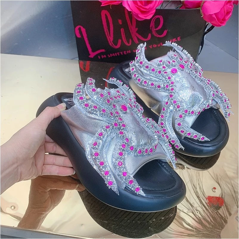 QD657欧美风设计师2024夏季新款重工钉钻蛛蛛厚底时尚百搭凉拖鞋