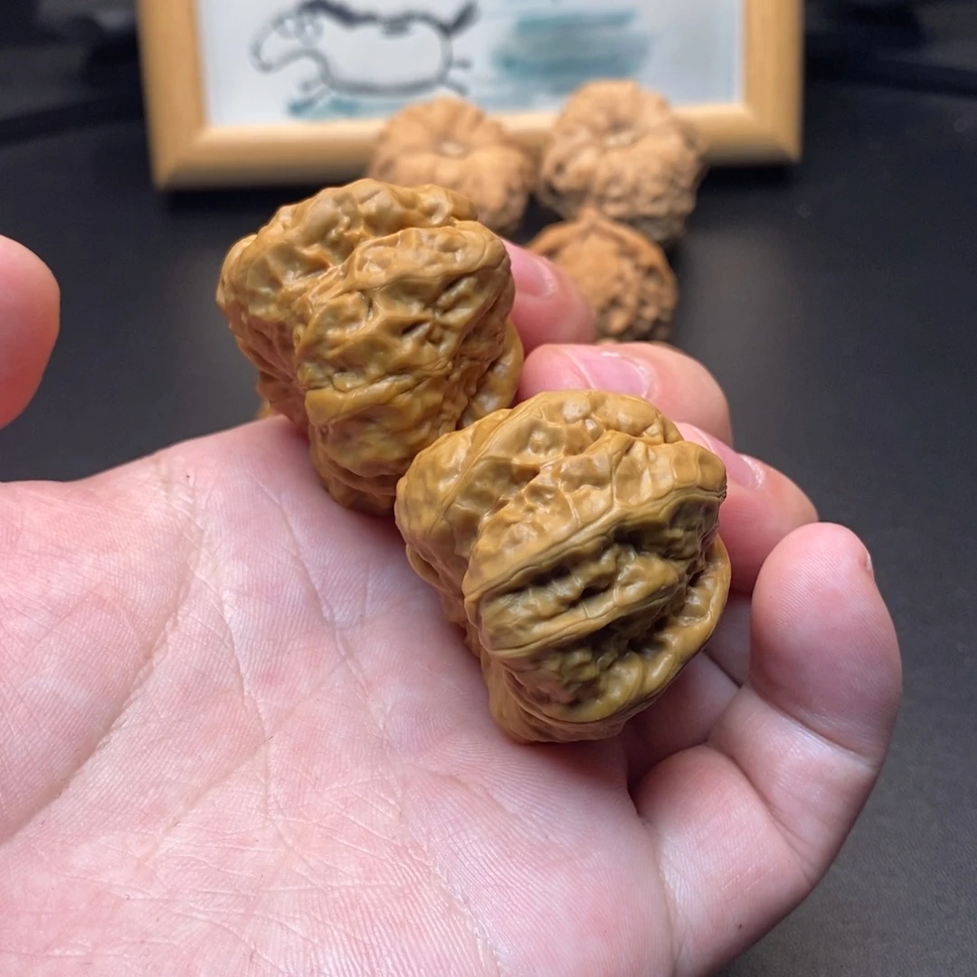 天***了文玩核桃吊坠蛤蟆头