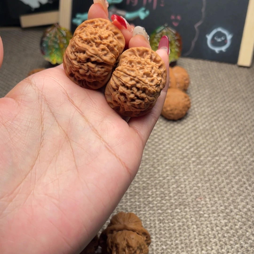 文玩核桃把件核王40