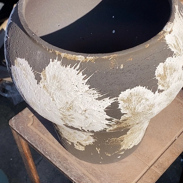 花盆紫砂口21高度30瑕疵
