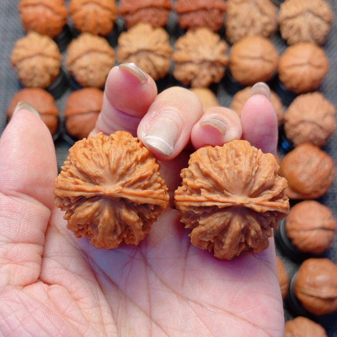 L***N把件文玩核桃龙鳞粗筋