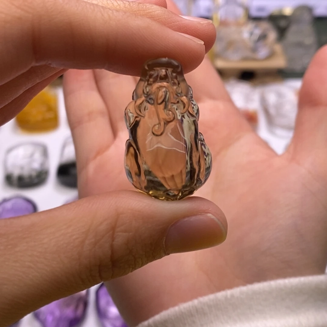 L****颈饰水晶未镶嵌定制