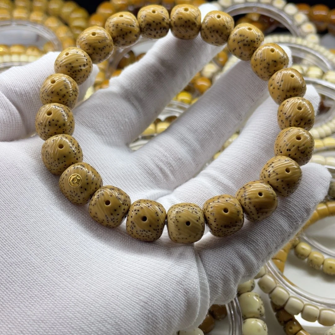 星月菩提吊坠黄金瞳拉丝12✖️11大眼睛