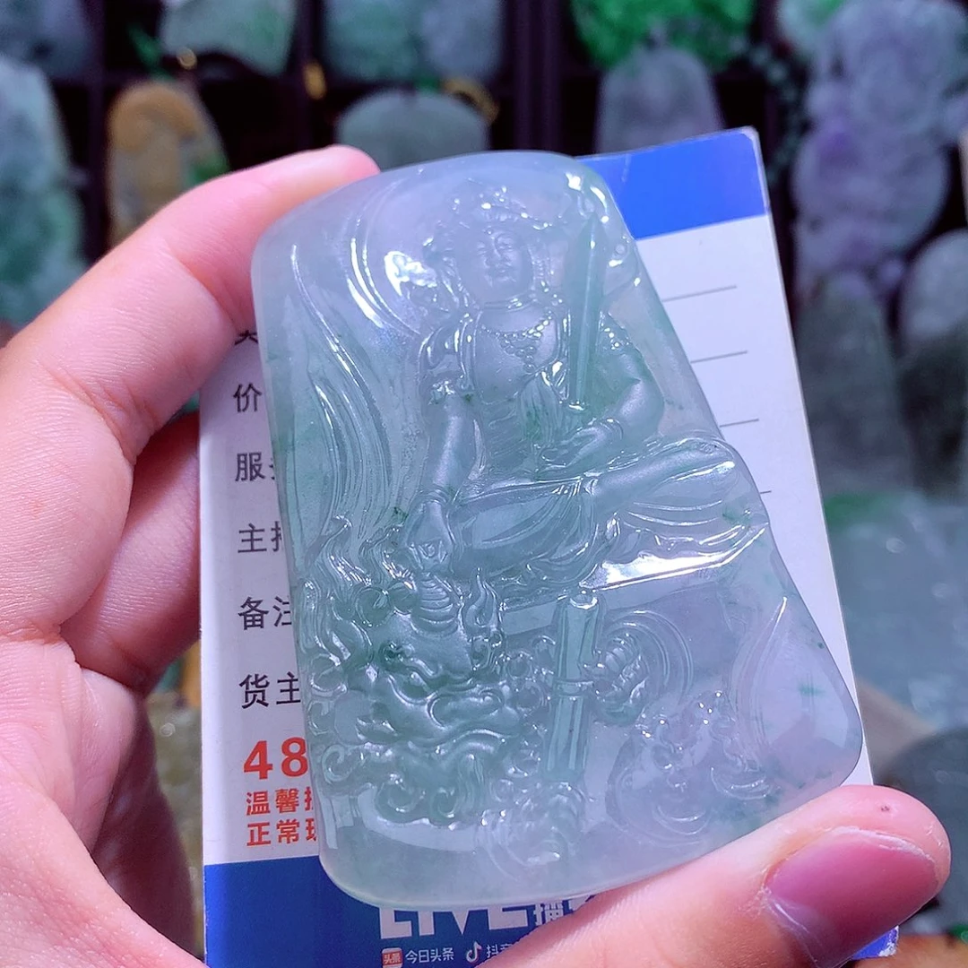 颈饰未镶嵌翡翠天然