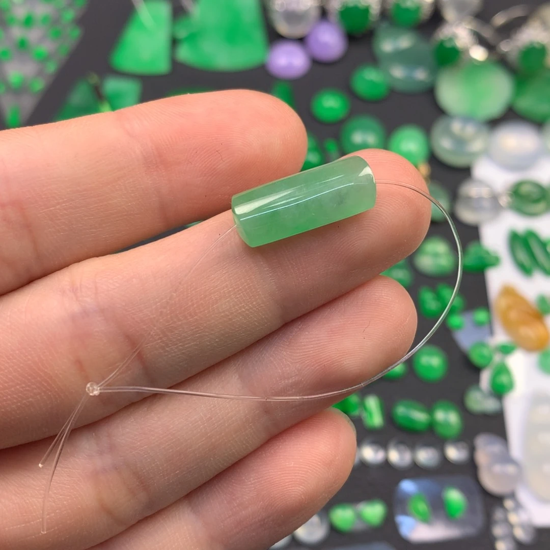 翡翠未镶嵌颈饰珠