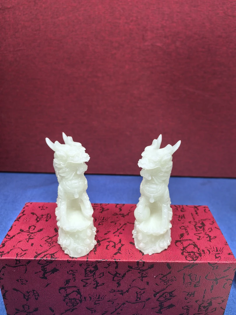 精品夜光摆件飞天麒麟（带礼盒）