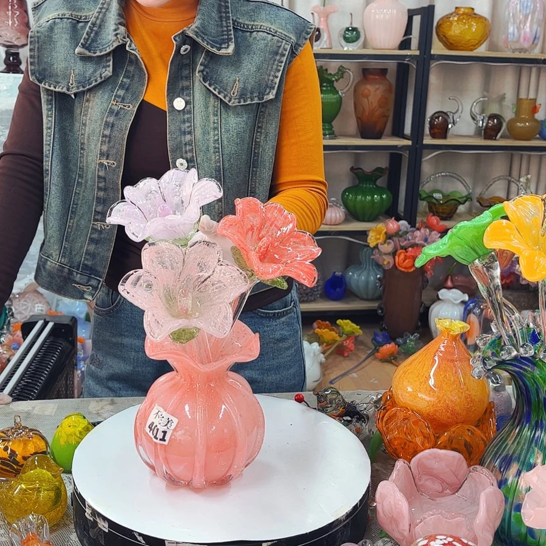 一套全夜光3花1瓶家悦琉璃工艺品不完美