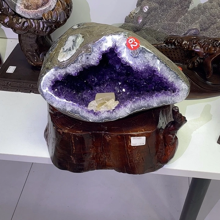 未镶嵌大型摆件（非配饰）水晶