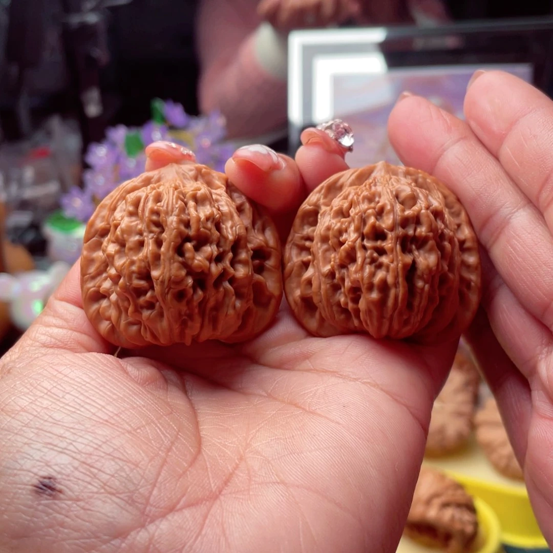 【闪购商品】文玩核桃把件L四座楼43