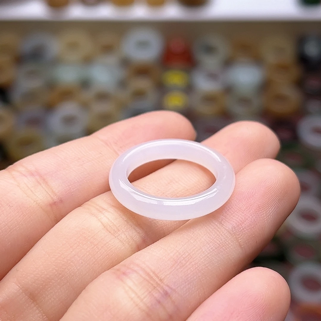 是***呀和田玉未镶嵌戒指16.2