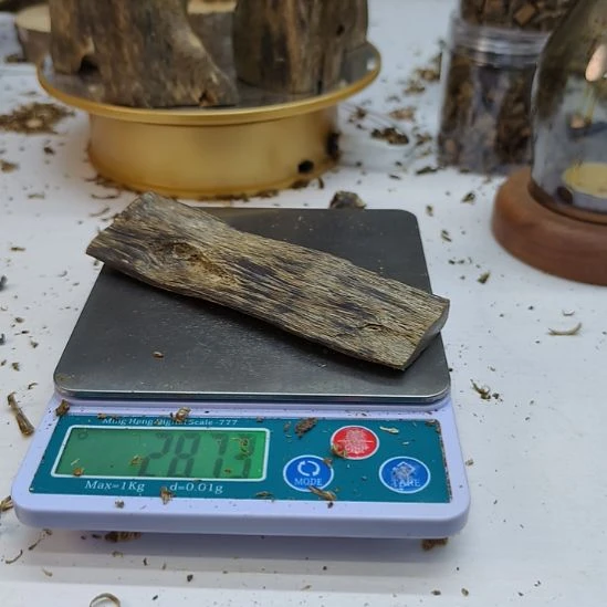 沉香沉香碎屑棋楠虫漏小料28克